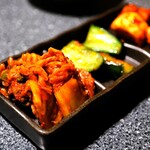 宮崎牛第一号指定店 焼肉の幸加園 - キムチ盛り合わせ