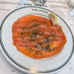 THE UPPER - 前菜: スモーク・サーモン