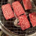 A5仙台牛焼肉 肉豊作 神田駅前店 - 