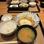 やよい軒 - 料理写真: