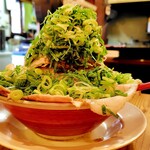 らーめん2国 - ヤサイがドーン♪