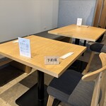 Cafe SHION - ハイ爺家は、こっちのけんとなリザーブ席でし種(^.^)