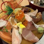 海鮮丼 ゆたか水産 - 