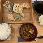 天ぷらとワイン からり。 - 野菜天定食