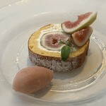 シノワ - 福岡産イチジク "とよみつひめ”のロールケーキ