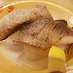 回転寿し トリトン - 炙りにしん塩レモン(495円)