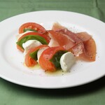 aqua - 生ハムカプレーゼ