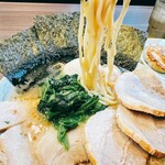 魂心家 - やはり麺柔らかめが資本系家系ラーメンでは正解かも‼️モチっとした麺が美味しい！