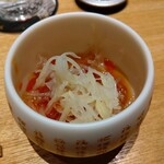 地葉 いずみ - ジャガイモとクラゲサラダ