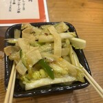 のかおい - スタミナ野菜小鉢　爪楊枝で食べます　何と100円