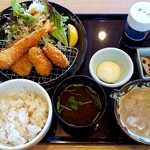 自然薯料理 和食 華花 - カキフライミックスとろろ御膳