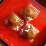 雅庵 - 2014年10月：口福饅頭(\540)…一口サイズの黒糖饅頭でした