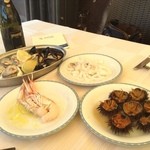 Al Pescatore - 料理写真:魚貝のお刺身