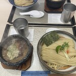 つけ麺 青木 - テーブル席