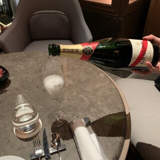 ジャヌ ラウンジ&ガーデンテラス_0