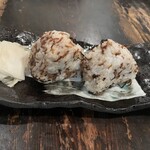 酒肴フクヤマ - 揚げ玉葱と塩昆布おにぎり