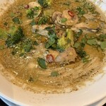 紅ズワイガニらぁ麺 まるはち屋 - 