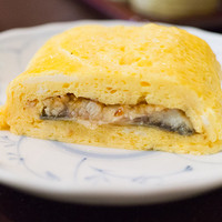 つきじ宮川本廛 - うまき（断面）
