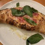 東京バルGardenTerrace - ズワイガニ カルツォーネ
イタリア発祥の包み焼きピッツア