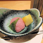 日本料理　呉濤 - デザート（桜餅）