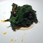 レフェルヴェソンス - 甘鯛をさっと焼いて、里芋のピュレと黒トリュフの香り、カーボロネロ、鱗のクリスプ、百合根、柚子