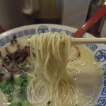 まるきんラーメン - 麺