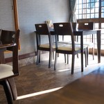なみき食堂 - テーブル席
