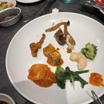 海鮮ブッフェダイニング 銀座八芳 - 