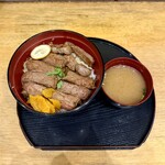 喫茶ゴードン - ステーキ丼 ¥1,300- (税込)