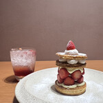 unique - ミルフィーユ & 【季節限定】シナモン香るいちごソーダ