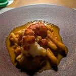RESTAURANT LUKE with SKY LOUNGE - 「プリモピアット」オマール海老・ラグーガンベロット・カサレッチェ。S字型のパスタと柔らかいオマール海老。これ丼一杯イケるやつ！ソースは残さずパンにつけてね！