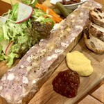 アンディアーモ アッラ ウシータ - 