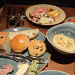 올데이 다이닝 모자이크 - 요리들