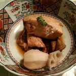 花長 - 煮物、、ブリかな？