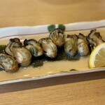 すし処鳴海 - 能登産カキ昆布焼き