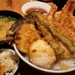 天吉屋 - 豪華な「天吉丼 (1000円)」