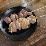 立呑みマルギン - 砂肝とせせり？