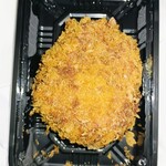 とんかつ多酒多彩 地蔵 - 昨年11月8日テイクアウト（チーズ入りメンチ勝つ）