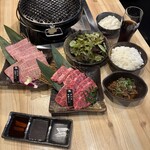 京の虎牛 近江牛焼肉と神戸ビーフ - 