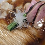 RAMEN MATSUI - 小松菜も良いアクセントになってます。