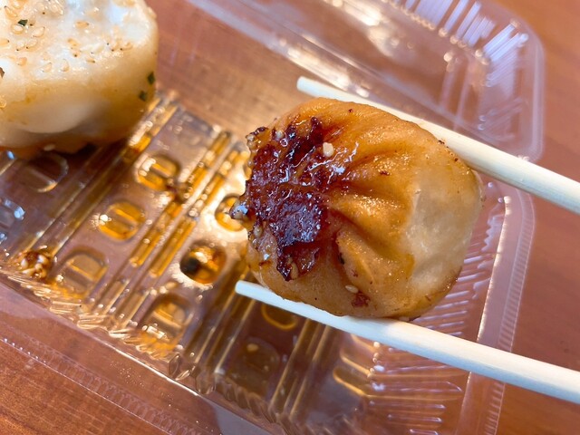 博多焼き小籠包1010 福岡天神店 （テンテン【旧店名】大壺秋） - 西鉄