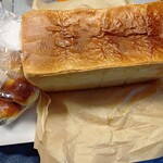 魔法のぱん - テーブルロールの魔法の食パン