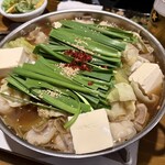 博多もつ鍋 たじまや - モツ鍋（醤油）
