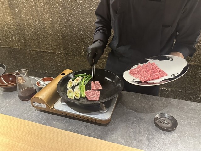 関西風、ワイン割下、関東風の3種のすき焼きを贅沢に』by 真母衣波