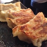 FUFU - 料理写真:餃子（6.5Euro）