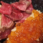 焼肉ホルモン こたろう - いくらと肉の土鍋ごはん