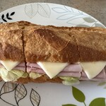 アンデルセン - 料理写真:バゲットハムチーズサンド