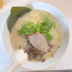 博多天神 - ラーメン 650円 やわ