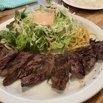 キューブ - 上ハラミレギュラー150g1,800円