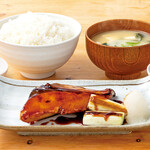 大衆食堂 定食のまる大 - 